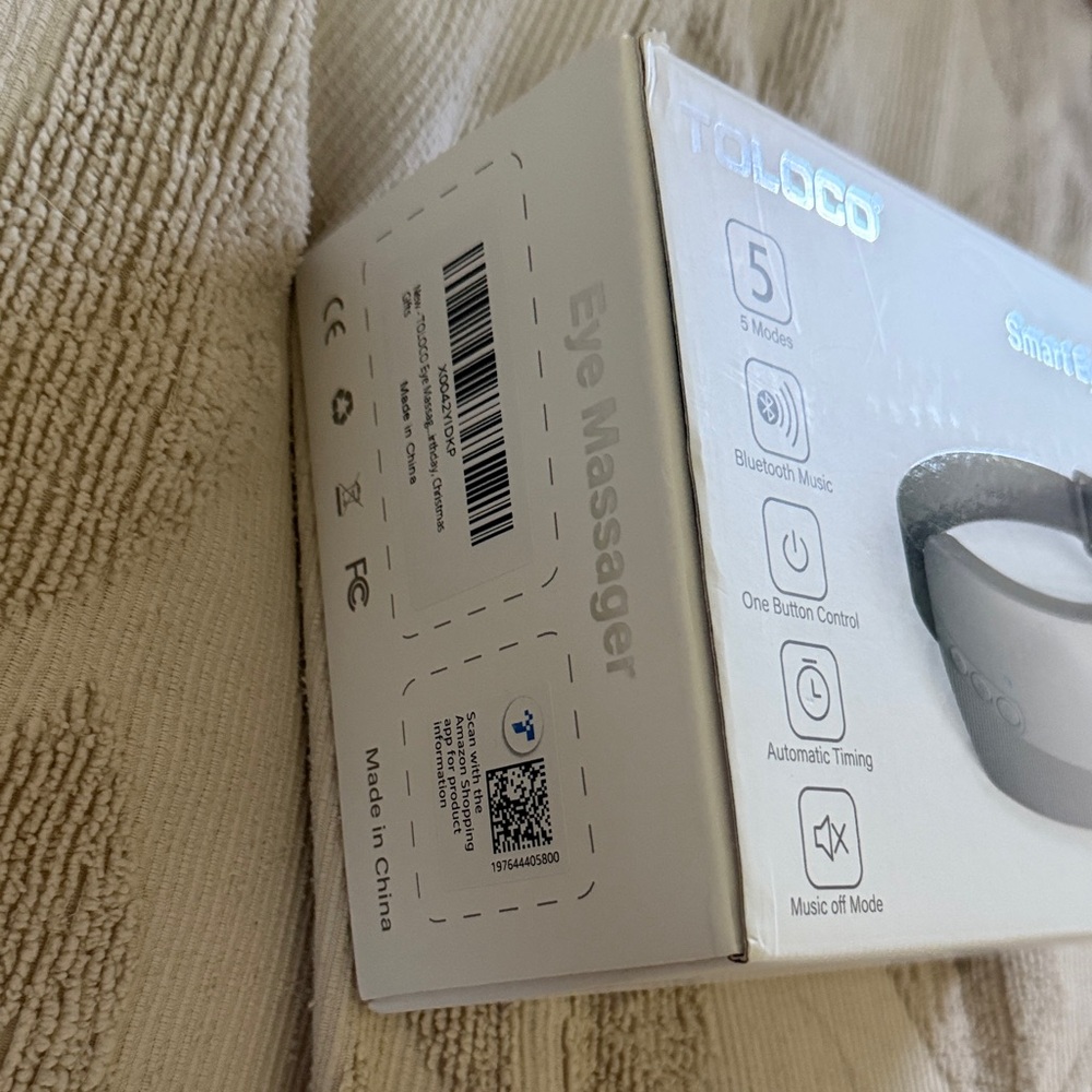 Smart Eye Massager - white and grey New in box - Picture 3 of 8